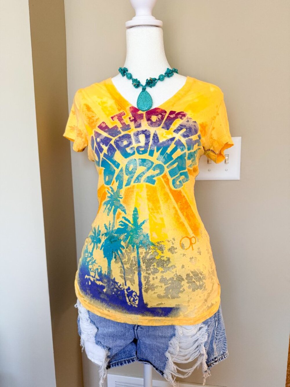 OP California Dreaming Vintage Yellow Tee
